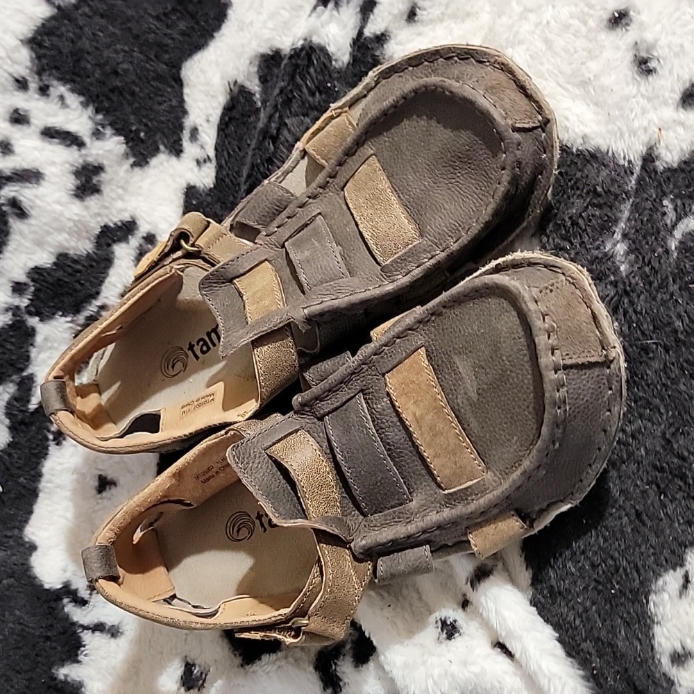 Tamarindo Closed Toe Sandals